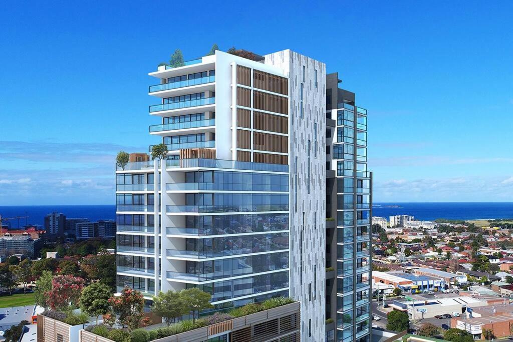 Designer 1 Bedroom Apt In With Ocean Views *