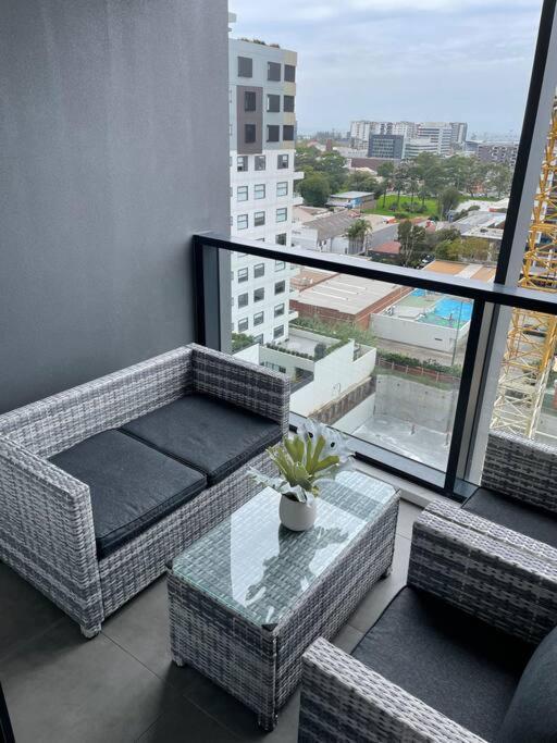 Apartment Designer 1 Bedroom Apt In With Ocean Views